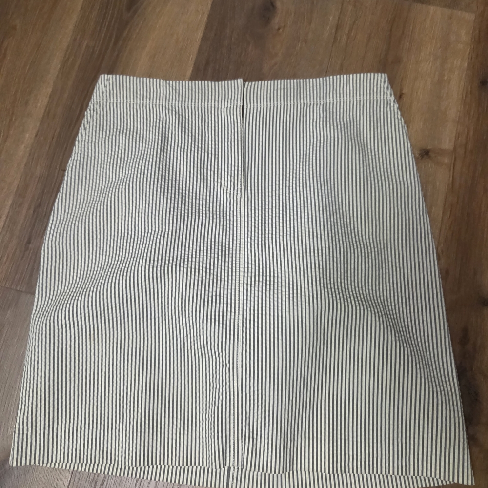 J. Crew Seersucker Pencil Skirt in Cream and Black Stripes